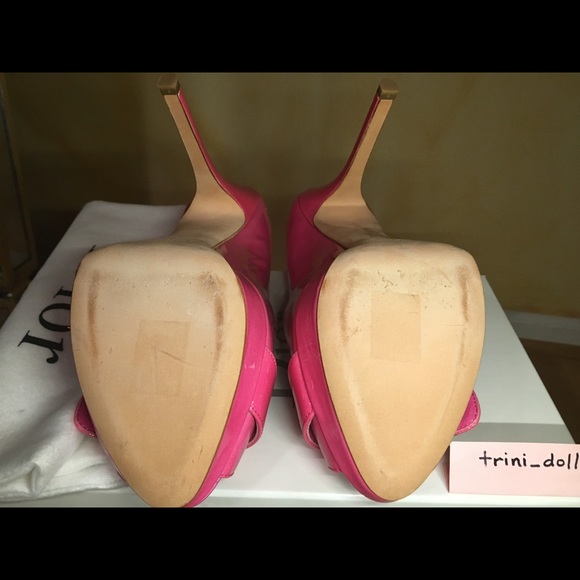 Christian Dior NWT VINTAGE Fuchsia Patent Leather Platform Dior Logo Heels 💕 - Picture 11 of 14